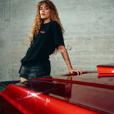CAMISETA PERRO NEGRO ROJO